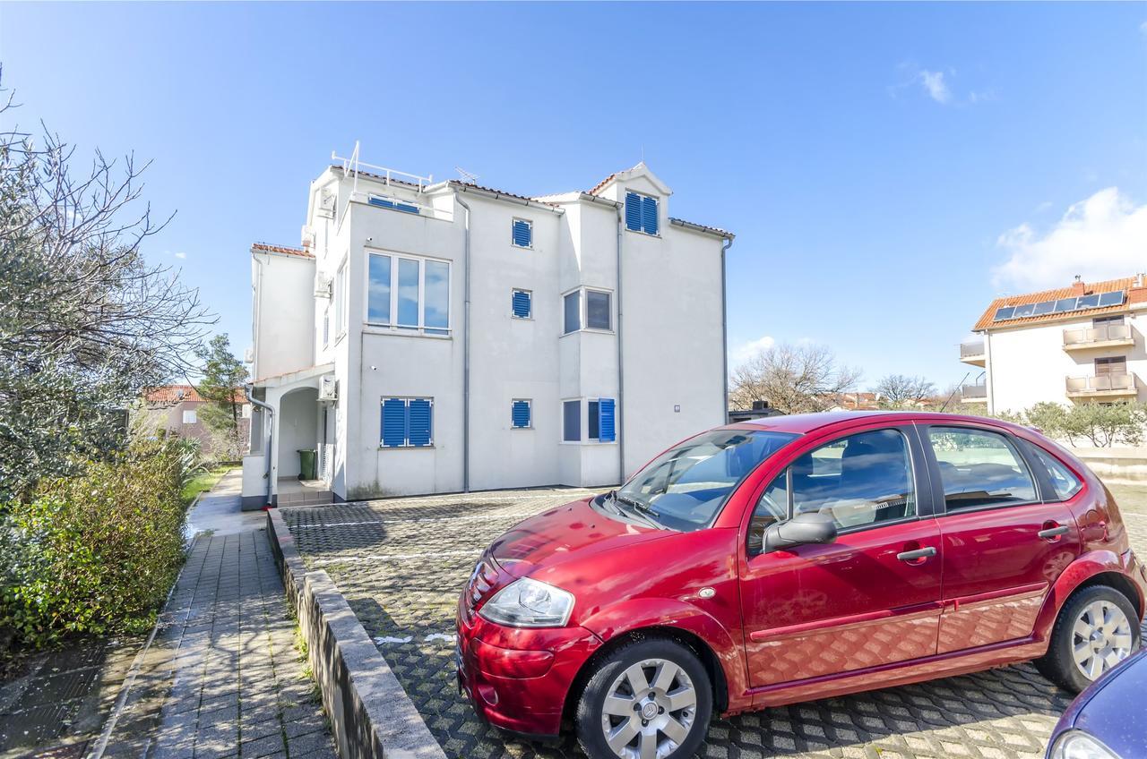 Apartment Branka Srima Bagian luar foto